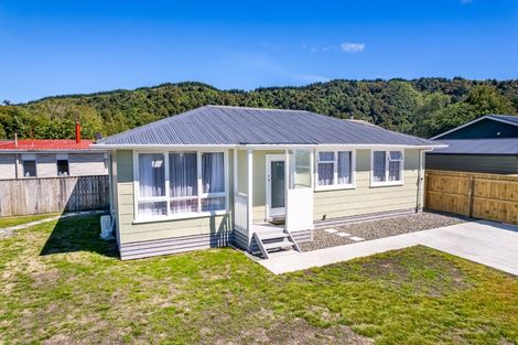 Photo of property in 37b Rimutaka Street, Trentham, Upper Hutt, 5018