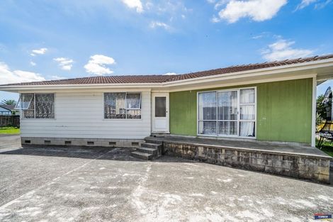 Photo of property in 11 Funnell Place, Manurewa, Auckland, 2102