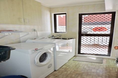 Photo of property in 12 Ordley Grove, Tawa, Wellington, 5028