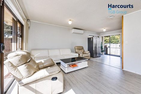 Photo of property in 2/39 Alfriston Road, Manurewa East, Auckland, 2102