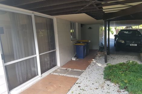 Photo of property in 4 Malters Place, Browns Bay, Auckland, 0630