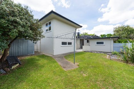 Photo of property in 2 Squires Place, Awapuni, Palmerston North, 4412