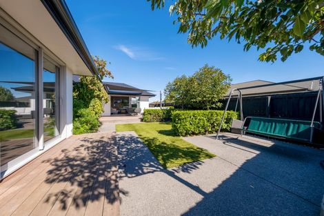 Photo of property in 8 Whincops Road, Halswell, Christchurch, 8025