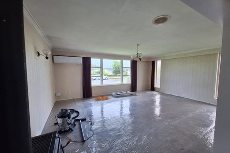 Photo of property in 10 Marsden Place, Awapuni, Palmerston North, 4412