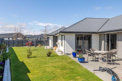 Photo of property in 46 Highgate Drive, Rangiora, 7400