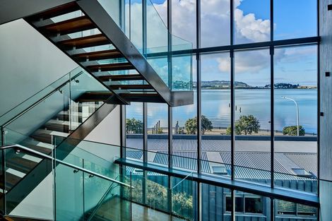 Photo of property in Patent 326 Apartments, 404s/326 Evans Bay Parade, Hataitai, Wellington, 6021