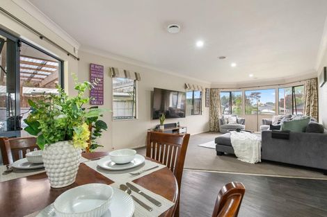 Photo of property in 6 Caulfield Place, Pukehangi, Rotorua, 3015