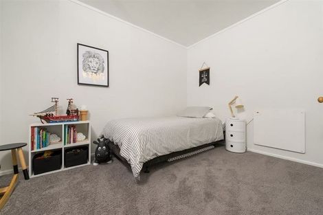 Photo of property in 24 Cedar Terrace, Stanmore Bay, Whangaparaoa, 0932