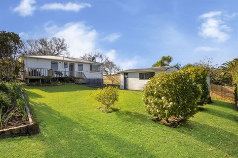Photo of property in 17 Castleton Street, Birkdale, Auckland, 0626