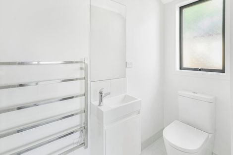 Photo of property in 1/11 Matthews Crescent, Melville, Hamilton, 3206