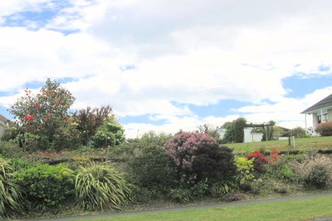 Photo of property in 16 Harvey Street, Waipahihi, Taupo, 3330