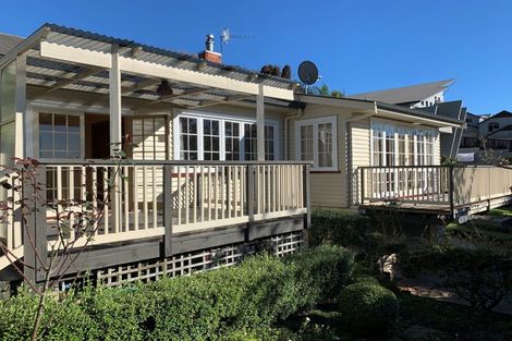 Photo of property in 22 Ruakiwi Road, Hamilton Lake, Hamilton, 3204