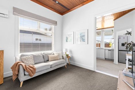 Photo of property in 49 Mcdonald Street, Napier South, Napier, 4110