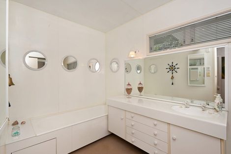 Photo of property in 19 Beverley Crescent, Hillcrest, Hamilton, 3216