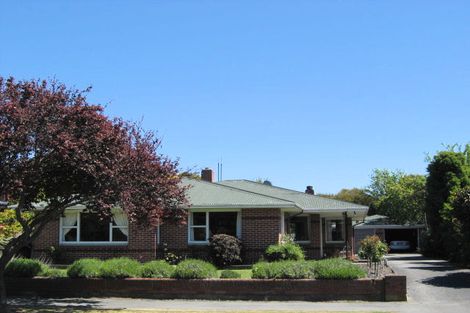 Photo of property in 9 Oakfield Street, Burnside, Christchurch, 8053