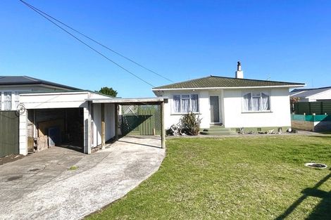 Photo of property in 1 Kapiti Terrace, Castlecliff, Whanganui, 4501