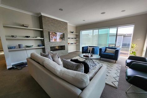 Photo of property in 89b William Bayes Place, Red Beach, 0932