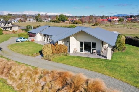 Photo of property in 56 Hawea Place, Te Anau, 9600