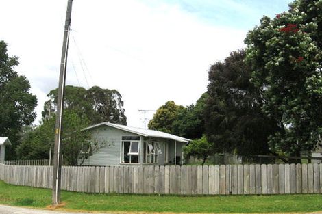 Photo of property in 11 Coppins Road, Mount Wellington, Auckland, 1062