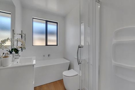 Photo of property in 74 Crossley Avenue, Woodend, 7610