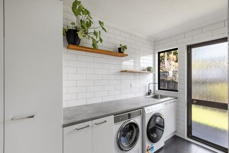 Photo of property in 26 Forrester Drive, Welcome Bay, Tauranga, 3112