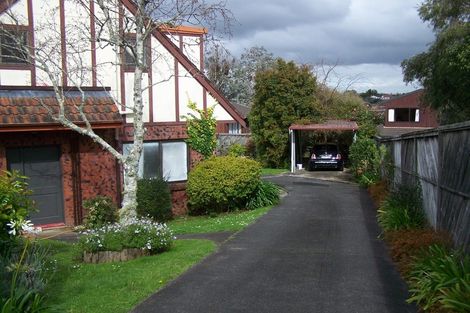 Photo of property in 1/38 Curacao Place, Half Moon Bay, Auckland, 2012