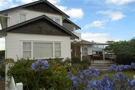 Photo of property in 6 Grendon Road, Titirangi, Auckland, 0604