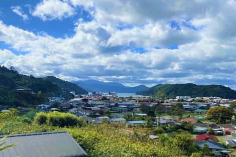 Photo of property in 12 Dorset Street, Picton, 7220