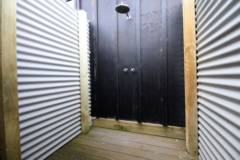 Photo of property in 84 Mair Road, Curio Bay, Tokanui, 9884