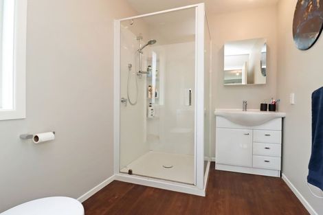 Photo of property in 16 Rees Street, Duntroon, Oamaru, 9494