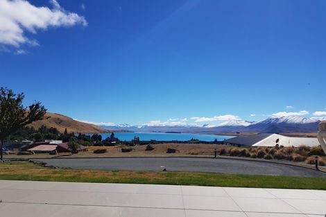 Photo of property in 2 Walter Black Place, Lake Tekapo, 7999