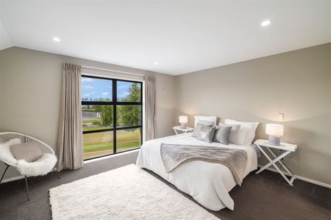 Photo of property in 21 Albert Sheppard Close, Yaldhurst, Christchurch, 8042