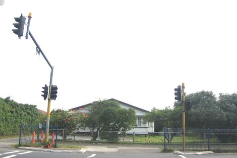 Photo of property in 71 Mangere Road, Otahuhu, Auckland, 1062