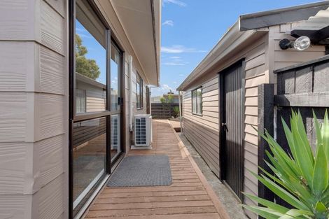 Photo of property in 76a Rugby Street, Awapuni, Palmerston North, 4412