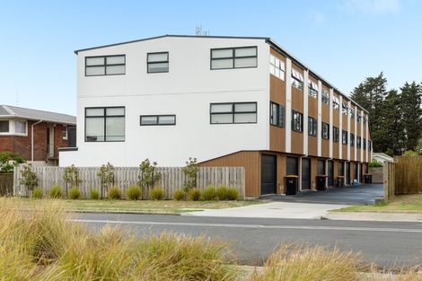 Photo of property in 5/63 Tawa Street, Mount Maunganui, 3116