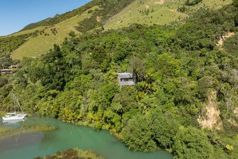 Photo of property in 580 Cable Bay Road, Cable Bay, Nelson, 7071