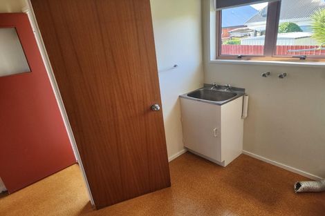 Photo of property in 39 James Cook Street, Havelock North, 4130