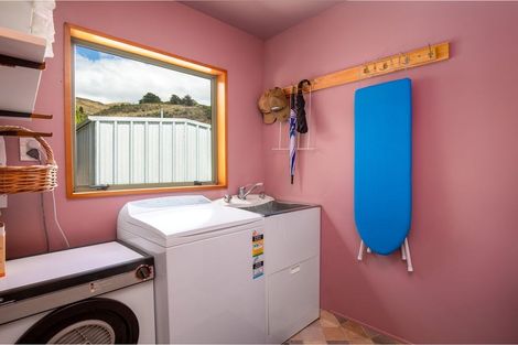 Photo of property in 1a Tweed Street, Roxburgh, 9500