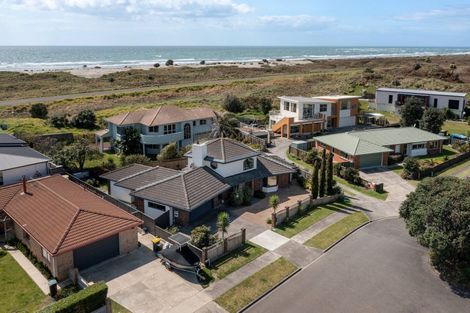 Photo of property in 13 Manuera Place, Ohope, 3121