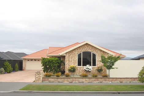 Photo of property in 96 Broadhaven Avenue, Parklands, Christchurch, 8083