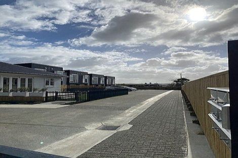 Photo of property in 9/20 James Laurie Street, Henderson, Auckland, 0612