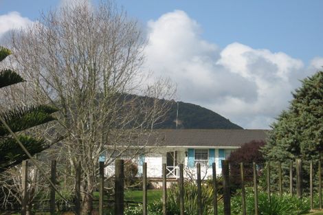 Photo of property in 10 View Street, Maungaturoto, 0520