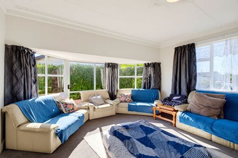 Photo of property in 70 Mcmurdo Street, Tinwald, Ashburton, 7700