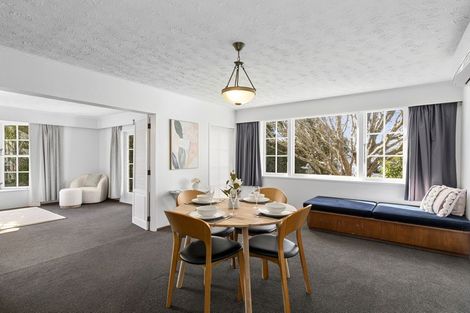 Photo of property in 27 Sunbrae Drive, Silverstream, Upper Hutt, 5019