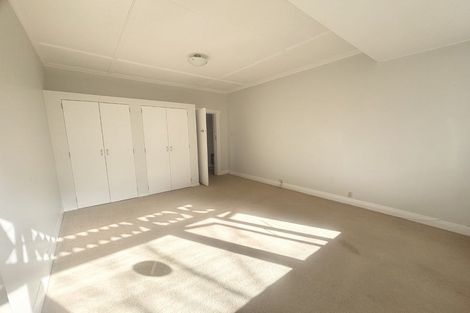 Photo of property in 4 Rotherham Terrace, Miramar, Wellington, 6022