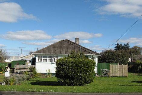 Photo of property in 2 Lambert Street, Marton, 4710