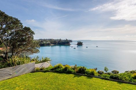 Photo of property in 6 Sharon Road, Waiake, Auckland, 0630