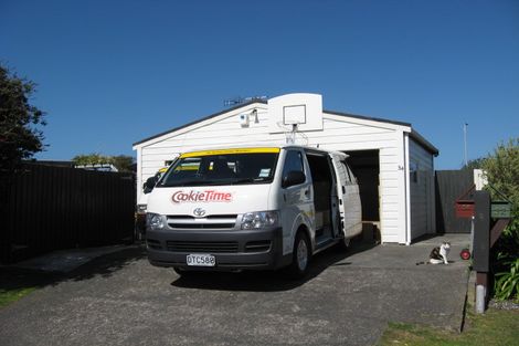 Photo of property in 34 Hollis Road, Paraparaumu Beach, Paraparaumu, 5032
