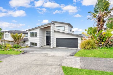 Photo of property in 14 Platinum Rise, Ranui, Auckland, 0612