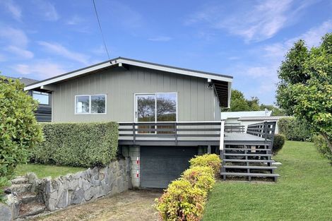 Photo of property in 1/5 Aubrey Crescent, Rainbow Point, Taupo, 3330